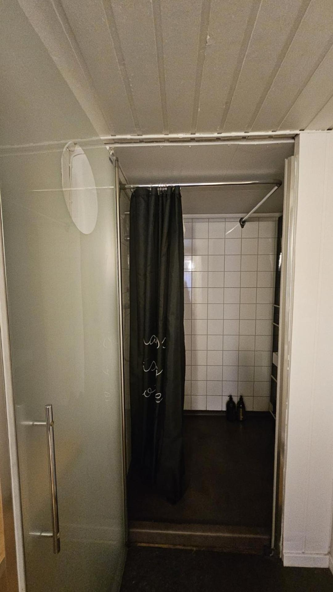 And Large Cosey Apartment *